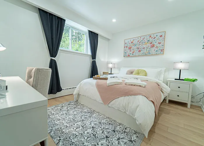 Quiet & Comfortable Double Private Room, Free Parking